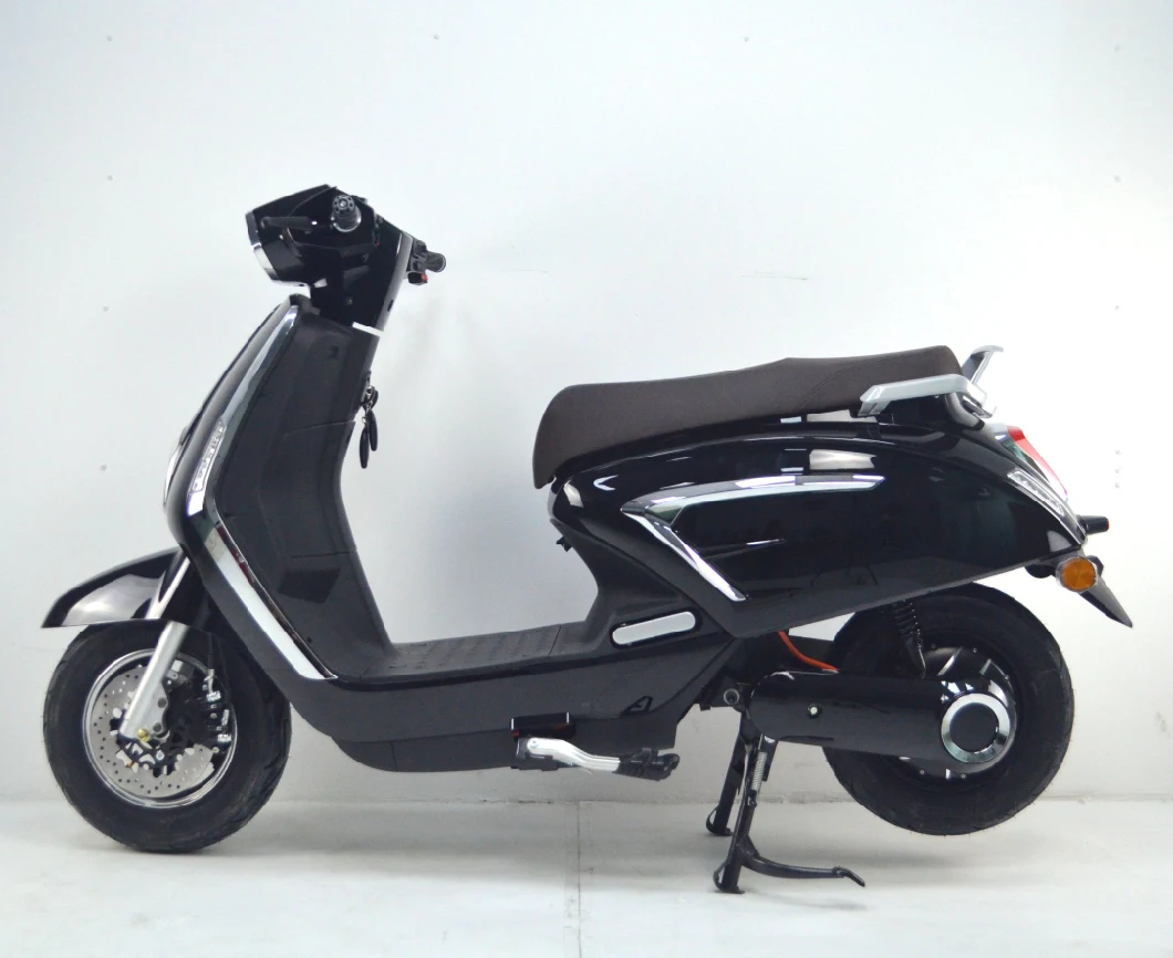 2000W Motor Portable Lithium Battery Electric Scooter for Europe Market with EEC & Coc